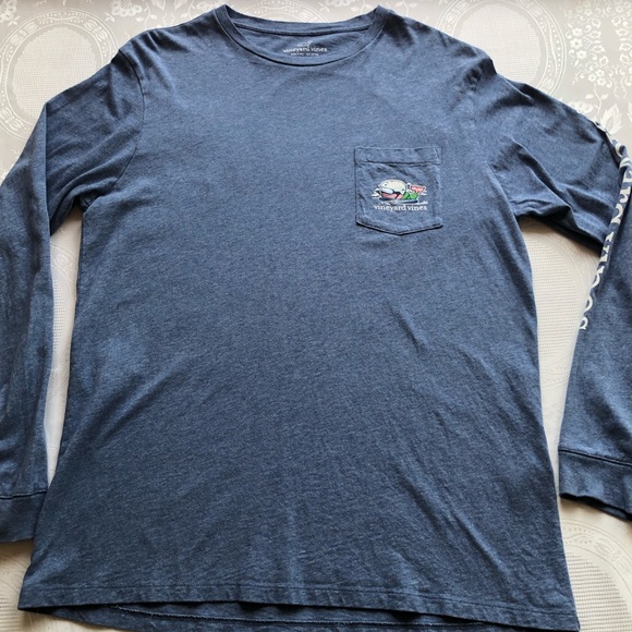 Vineyard Vines Big Whale EDSFTG Skii Blue Long Sleeves Logo Shirt Men’s Size M - Picture 2 of 16
